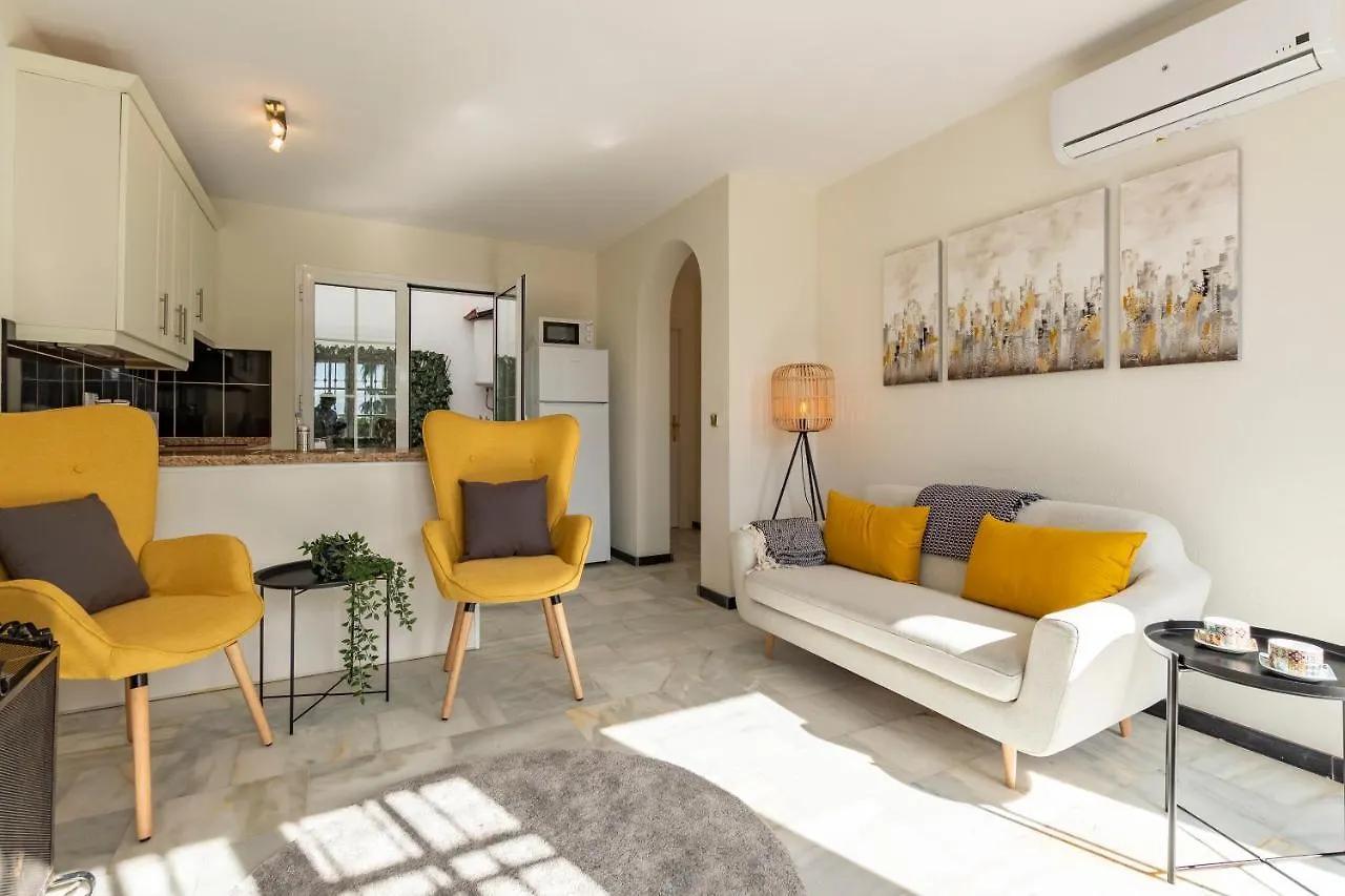Sanders Golf - Lovely Two-Bedroom Apartment With Shared Pool MIJAS COSTA 0*, Fuengirola España